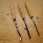 Houtbewerking_Guabairo_011_Deze_gutsen_zijn_ook_naar_Cuba_gebracht